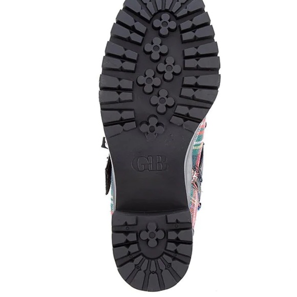 New GB
Pop-Star Plaid Rhinestone Buckle Lug Sole Booties - Picture 6 of 14